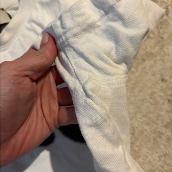 Gucci White Graphic T-Shirt - Picture 3 of 6